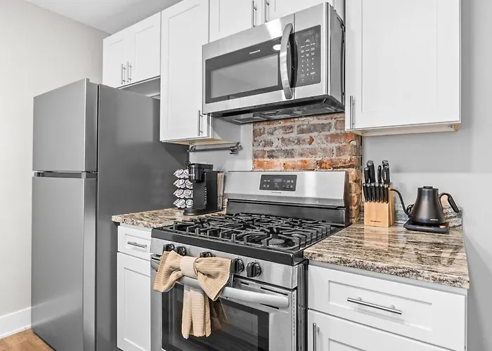 Villa Lux Newly Renovated Full Work From Setup *