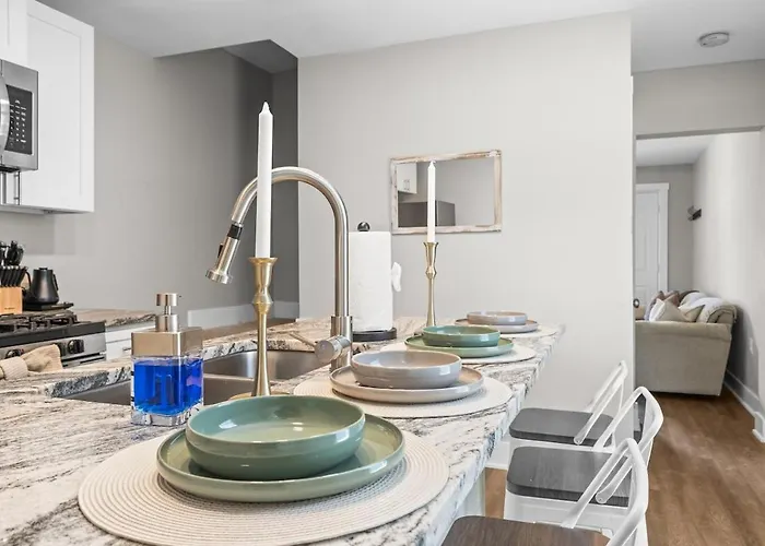 Villa Lux Newly Renovated Full Work From Setup